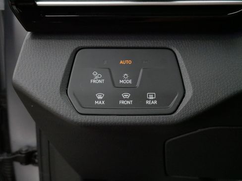 Certified 2023 Volkswagen ID.4 Pro S AWD/4WD image 26