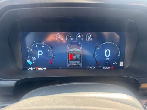 Used 2025 Ford F150 Raptor AWD/4WD image 38