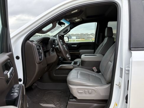 Used 2019 Chevrolet Silverado 1500 RST w/ All-Star Edition image 8