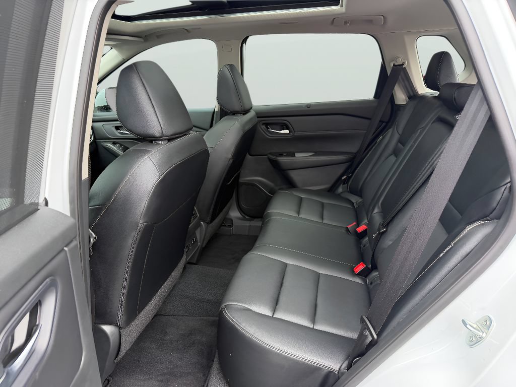 Used 2024 Nissan Rogue SL w/ SL Premium Package FWD image 14