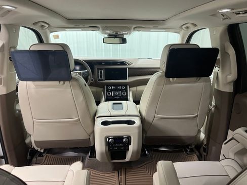Used 2024 GMC Yukon XL Denali w/ Max Trailering Package AWD/4WD image 10