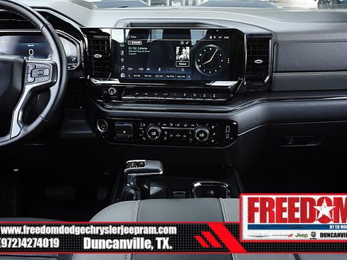 Used 2024 Chevrolet Silverado 1500 ZR2 w/ Technology Package AWD/4WD image 18