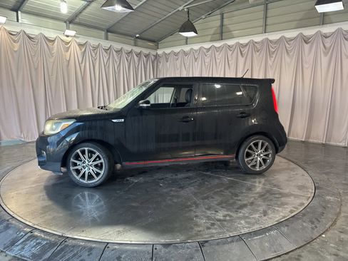 Used 2017 Kia Soul ! w/ Tech Package image 8