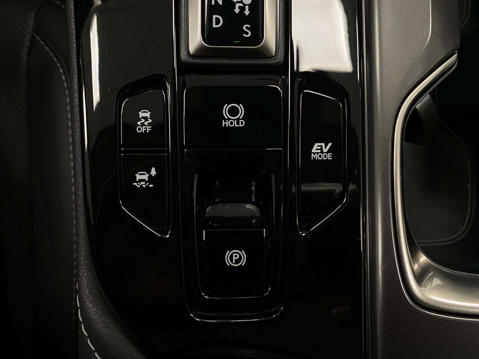 Certified 2025 Lexus NX 350h AWD w/ Accessory Package (2T) image 25