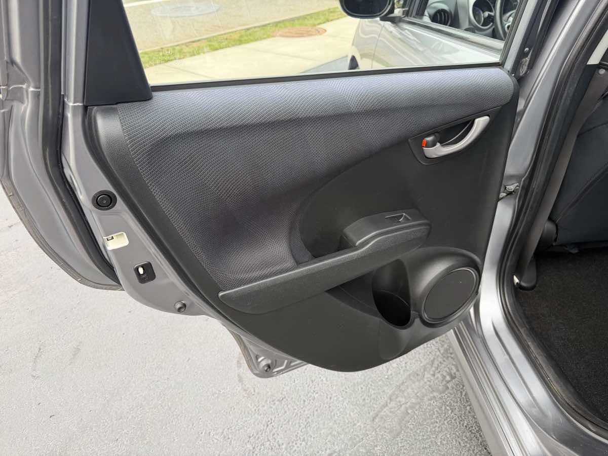 Used 2009 Honda Fit Sport image 14