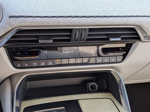 Used 2024 MAZDA CX-90 3.3 Turbo S w/ Premium Plus image 26