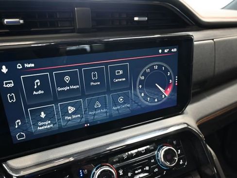 Used 2024 GMC Sierra 1500 AT4 w/ Technology Package image 18