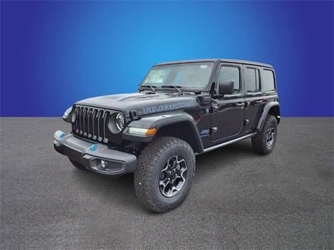 New 2023 Jeep Wrangler Unlimited Rubicon 4xe w/ Cold Weather Group AWD/4WD image 3