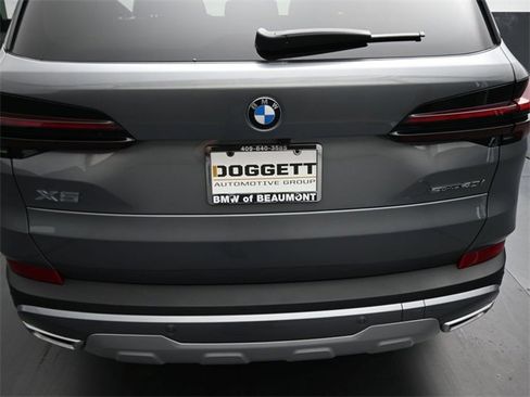 New 2026 BMW X5 sDrive40i w/ Climate Comfort Package image 10