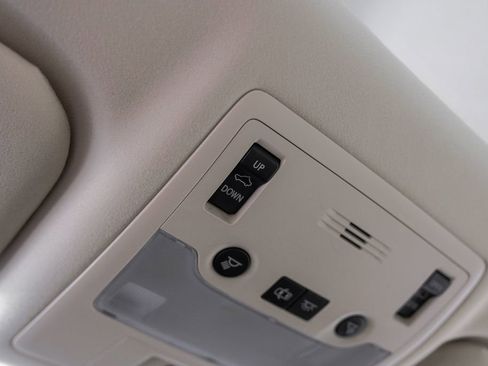 Used 2015 Lexus IS 350 w/ Navigation System Package image 30