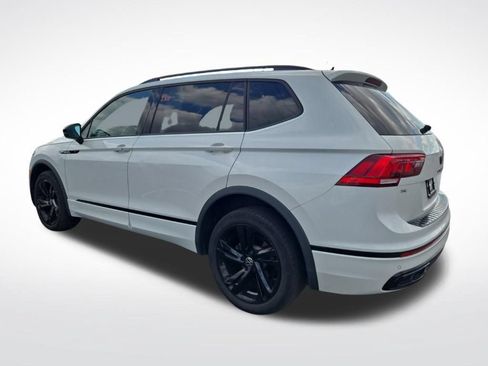 Used 2023 Volkswagen Tiguan SE R-Line AWD/4WD image 6
