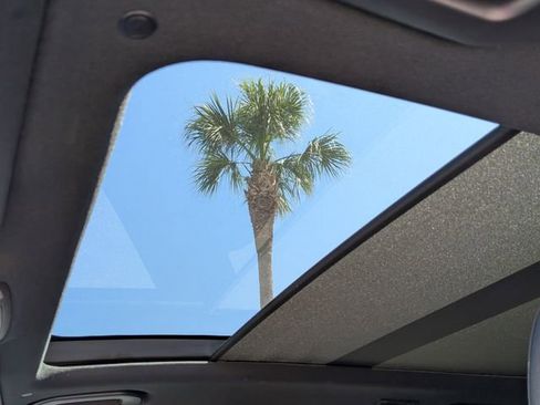 Used 2023 Mercedes-Benz GLS 450 4MATIC image 18