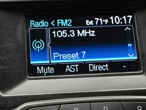 Used 2014 Ford Fusion SE image 16