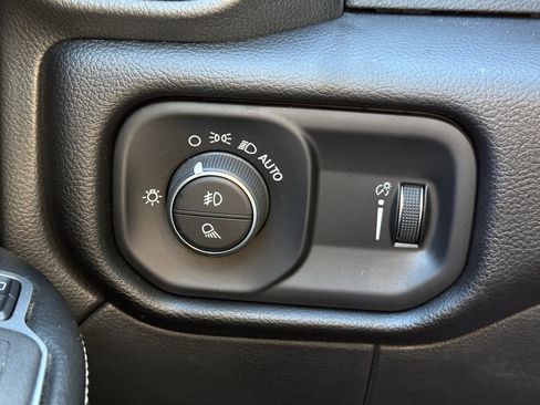 Used 2024 RAM 2500 Big Horn w/ Bed Utility Group image 25