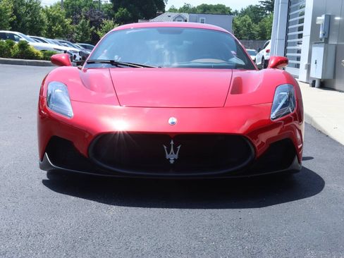 Used 2022 Maserati MC20 Coupe RWD image 4