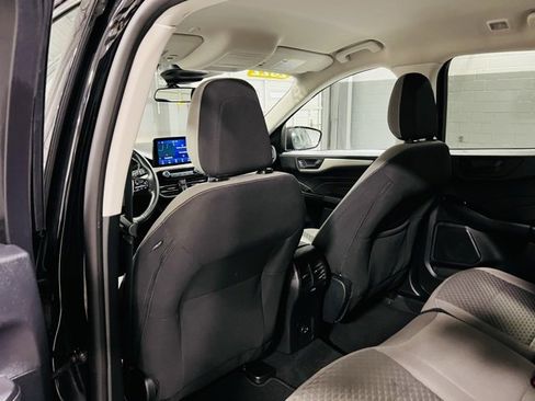 Used 2022 Ford Escape SE w/ Convenience Package image 24