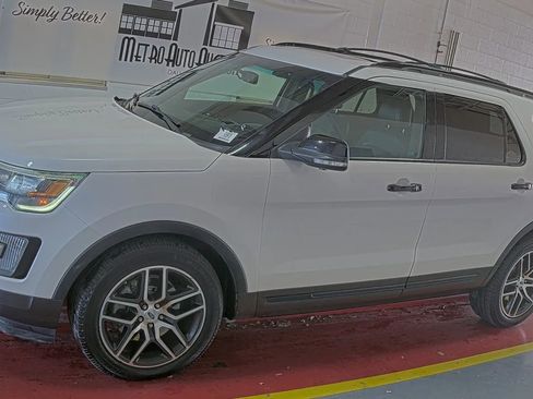 Used 2017 Ford Explorer Sport w/ Equipment Group 401A image 1