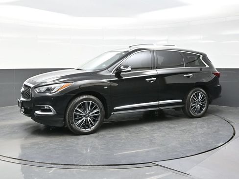 Used 2020 INFINITI QX60 Luxe w/ Sensory Package AWD/4WD image 3