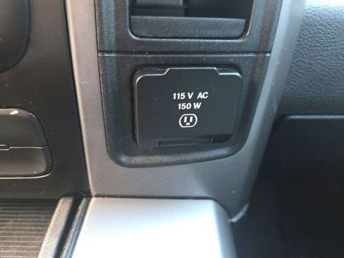 Used 2022 RAM 1500 Classic SLT w/ Electronics Group AWD/4WD image 33