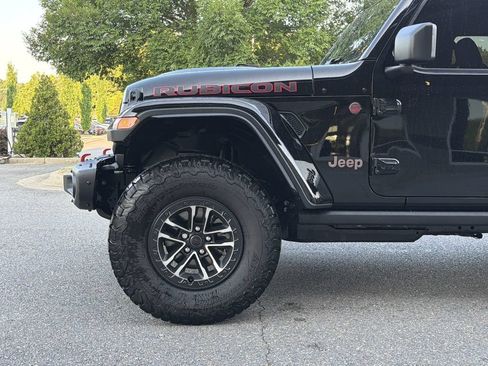 Used 2026 Jeep Wrangler Unlimited Rubicon AWD/4WD image 9