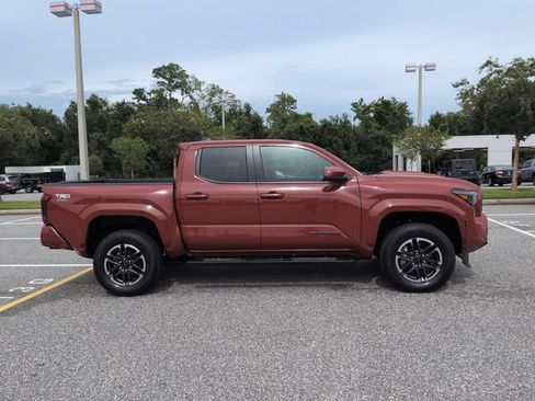 Certified 2025 Toyota Tacoma TRD Sport RWD image 3