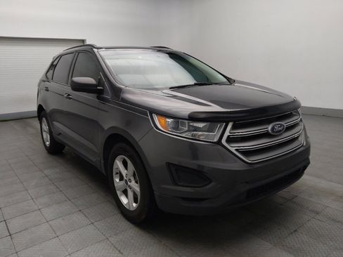 Used 2018 Ford Edge SE image 13