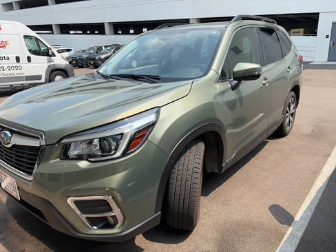Used 2020 Subaru Forester Limited w/ Popular Package #3 AWD/4WD image 3
