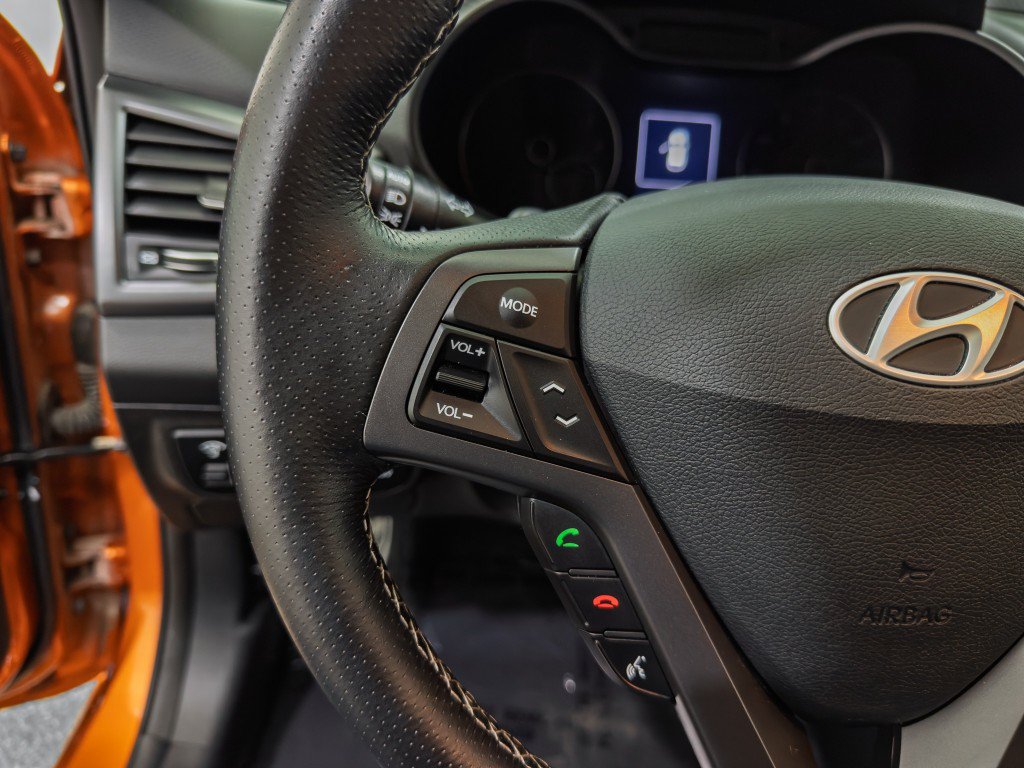 Used 2016 Hyundai Veloster Turbo w/ Option Group 04 FWD image 26