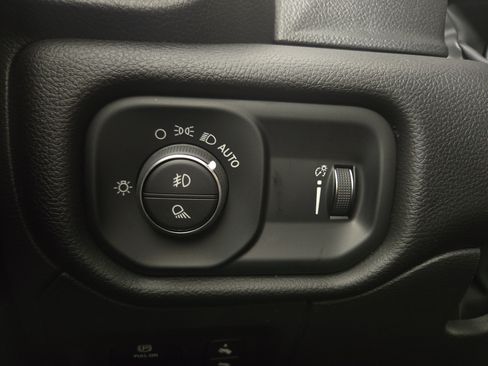 Used 2023 RAM 1500 Big Horn AWD/4WD image 26