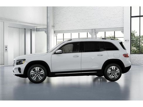 New 2026 Mercedes-Benz GLB 250 4MATIC image 35
