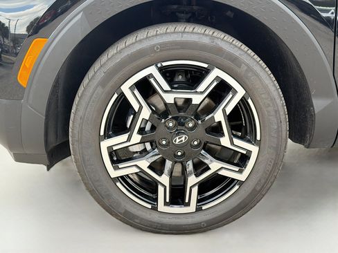 Used 2025 Hyundai Santa Cruz Limited image 40