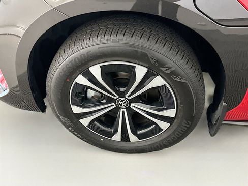 Used 2024 Toyota bZ4X XLE w/ Weather Package image 11