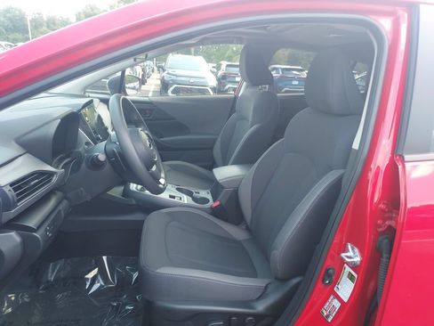Certified 2025 Subaru Crosstrek 2.5i Premium AWD/4WD image 29