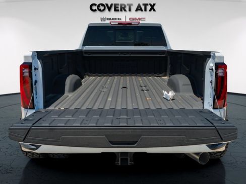 New 2026 GMC Sierra 3500 Denali Ultimate AWD/4WD image 23