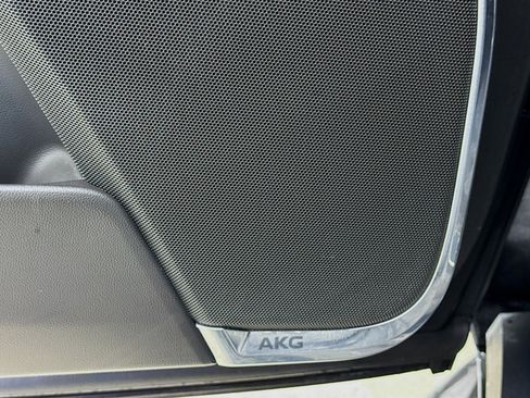 Used 2023 Cadillac Escalade ESV Sport image 19