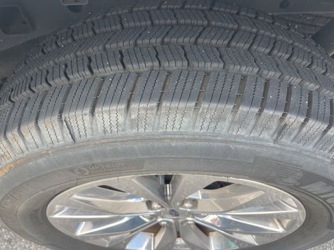 Used 2017 Ford F150 Lariat RWD image 7