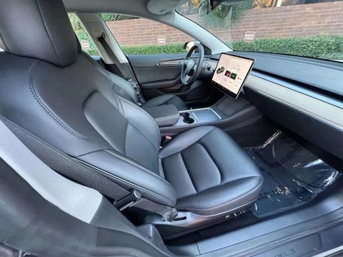 Used 2021 Tesla Model 3 Standard Range Plus RWD image 13