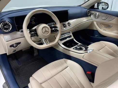 Used 2023 Mercedes-Benz E 450 4MATIC Cabriolet image 25