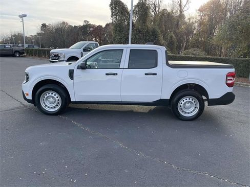 Used 2025 Ford Maverick XL w/ Equipment Group 102A image 29