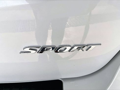 Used 2024 Honda Odyssey Sport image 7