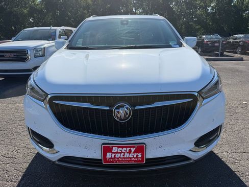 Used 2021 Buick Enclave Premium w/ Surround and Sites Package AWD/4WD image 3