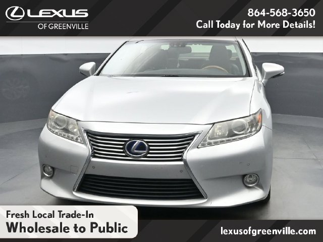 Used 2013 Lexus ES 300h FWD image 3