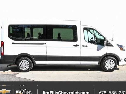 Used 2025 Ford Transit 350 XLT image 3