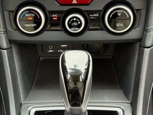 Used 2020 Subaru Impreza 2.0i Limited image 24