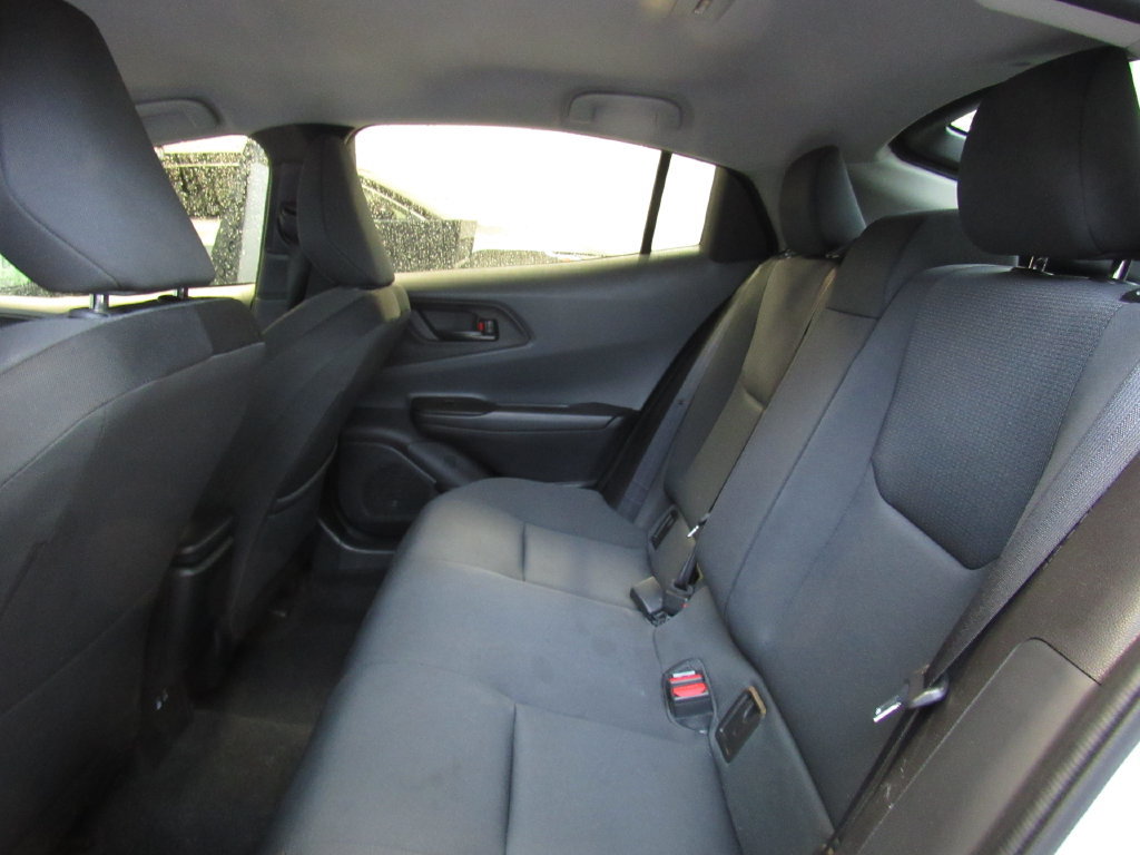 Certified 2025 Toyota Prius LE FWD image 14