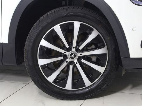 Used 2023 Mercedes-Benz GLB 250 4MATIC image 14