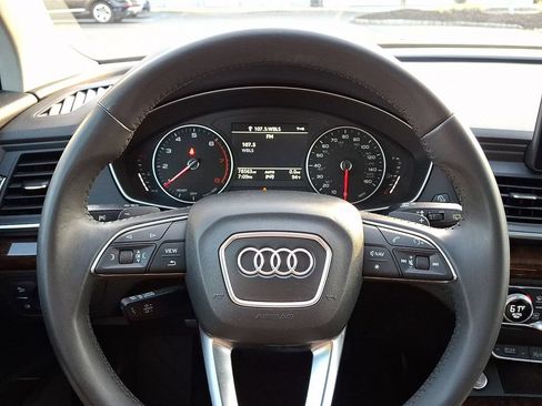 Used 2018 Audi Q5 Premium Plus w/ Convenience Package AWD/4WD image 23