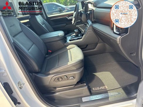 Used 2023 GMC Sierra 1500 Denali AWD/4WD image 44