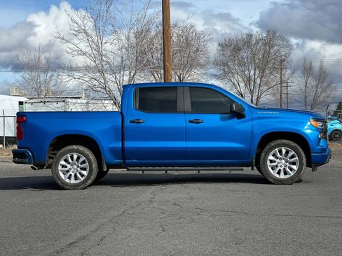 Used 2023 Chevrolet Silverado 1500 Custom image 8