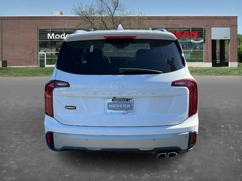 Used 2023 Kia Telluride S w/ S Sunroof Package image 3